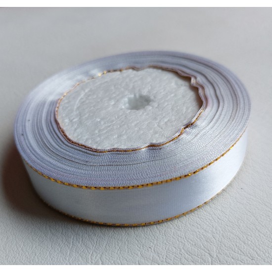 Лента атласная с золот.люрексом/ ш.20мм/ цв.белый/ 22,8 м 